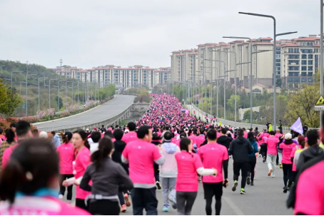 樱花为媒，赛动黔景！奔跑贵阳·2025贵阳贵安樱花半程马拉松赛圆满结束！
