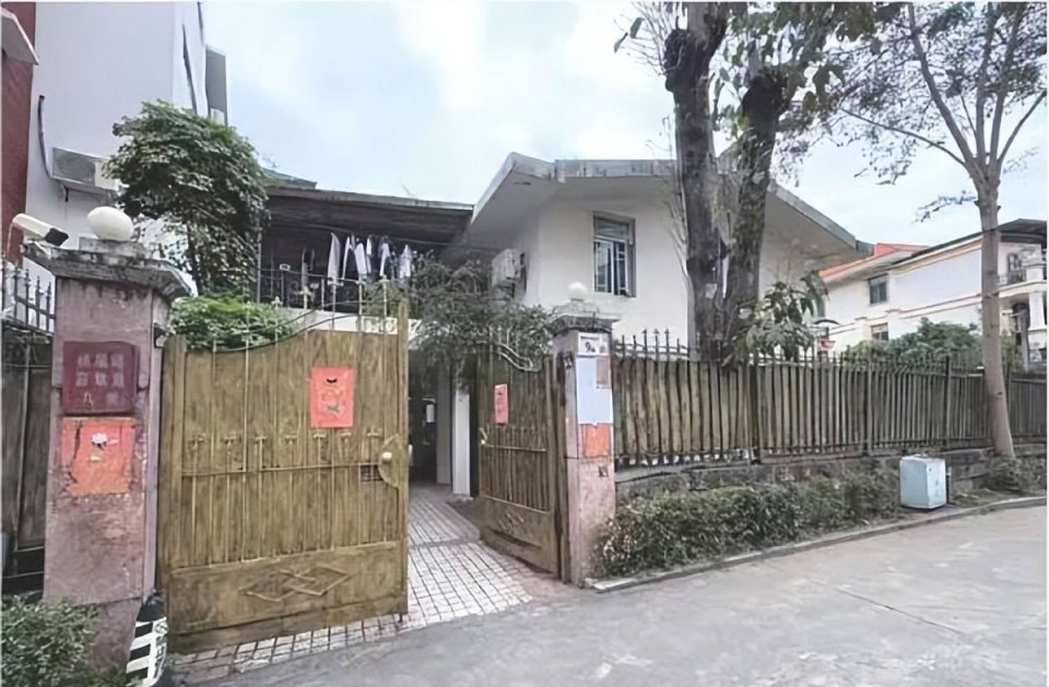 “40多岁”别墅法拍 854万飙到3095万