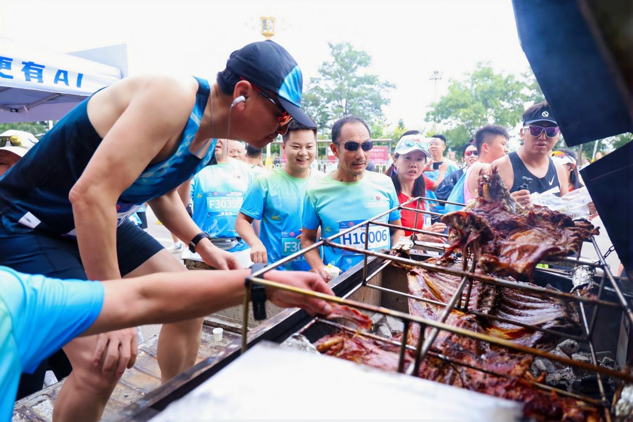 凌塔永椿2025北票首届半程马拉松圆满落幕！