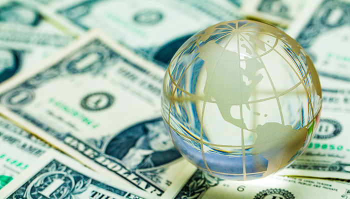 全球财经动态速递：金价破位、中澳矿企博弈与诺奖产业机遇凸显